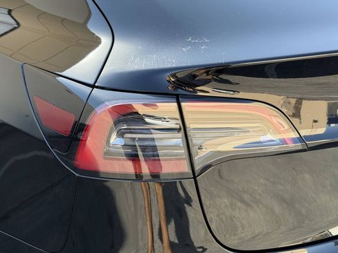 Used 2023 Tesla Model 3 Standard Range RWD image 37