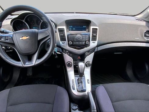Used 2013 Chevrolet Cruze LT FWD image 14