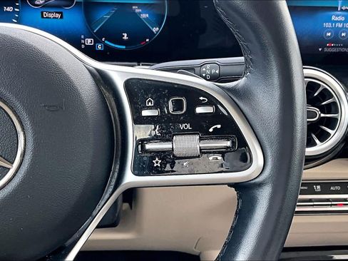 Certified 2023 Mercedes-Benz GLB 250 4MATIC image 25