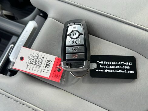 New 2026 Ford Expedition Active image 41