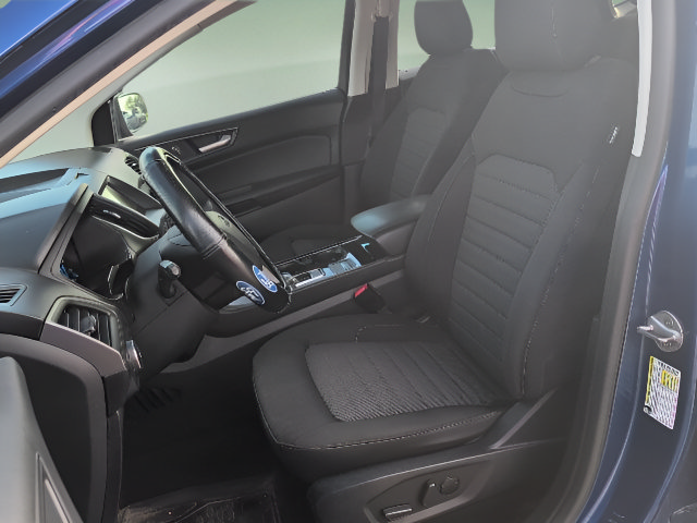 Used 2020 Ford Edge SE FWD image 10