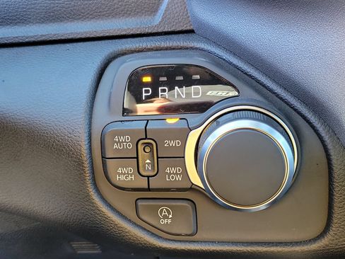 New 2026 RAM 1500 Big Horn AWD/4WD image 11