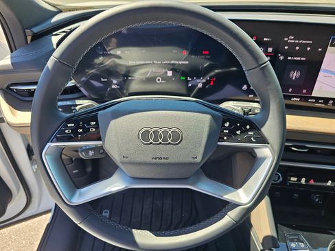 New 2025 Audi Q5 Premium Plus image 16