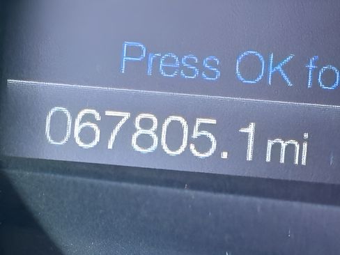 Used 2020 Ford Edge Titanium w/ Equipment Group 301A AWD/4WD image 20