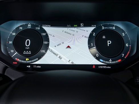 Used 2025 Land Rover Range Rover SE AWD/4WD image 25