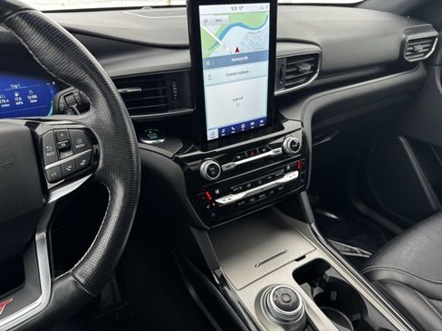 Used 2021 Ford Explorer ST w/ ST Street Pack image 19