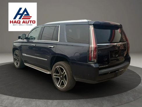 Used 2020 Cadillac Escalade Premium Luxury AWD/4WD image 7