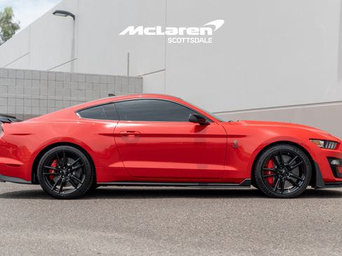 Used 2022 Ford Mustang Shelby GT500 w/ Technology Package RWD image 8