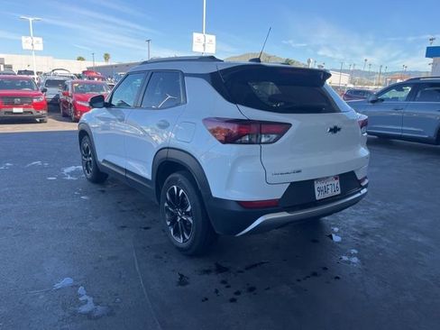 Used 2023 Chevrolet TrailBlazer LT w/ Convenience Package image 4