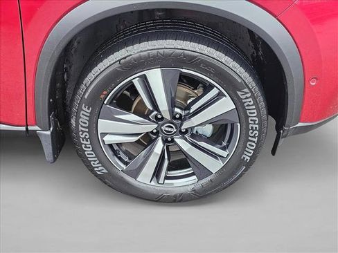 Used 2023 Nissan Rogue Platinum w/ Platinum Premium Package image 9