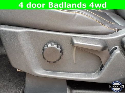 Used 2021 Ford Bronco Badlands image 16