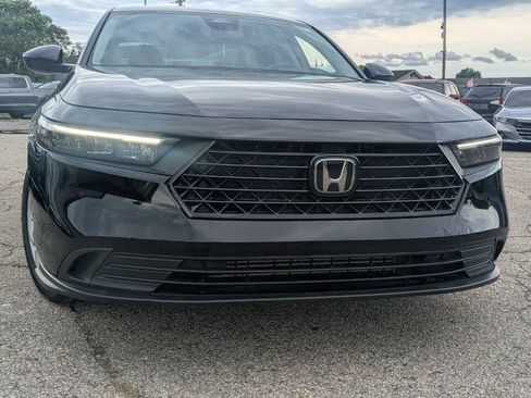 Used 2023 Honda Accord LX image 12