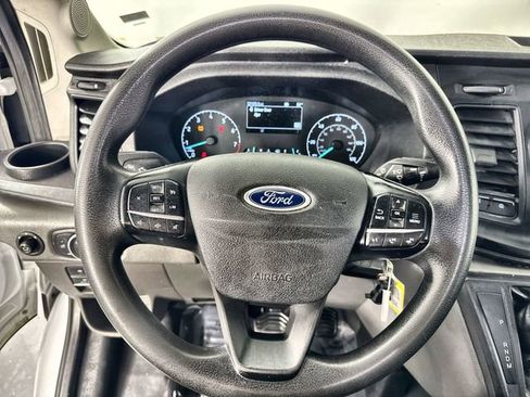 Used 2023 Ford Transit 250 Medium Roof AWD image 10