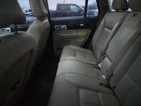 Used 2010 Lincoln MKX AWD image 7