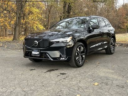 New 2026 Volvo XC60 B5 Core w/ Climate Package