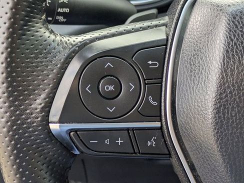 Used 2019 Toyota Avalon XSE image 21