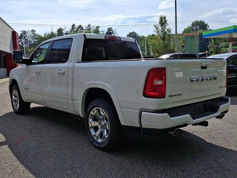 New 2026 RAM 1500 Big Horn AWD/4WD image 3
