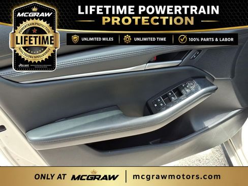 Used 2024 MAZDA MAZDA3 s FWD image 9