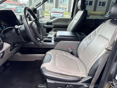 Used 2018 Ford F150 XLT w/ Equipment Group 302A Luxury image 7