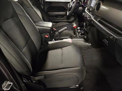Used 2020 Jeep Wrangler Unlimited Sport image 18