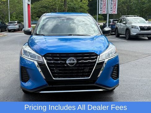 Certified 2025 Nissan Kicks Play S FWD image 4