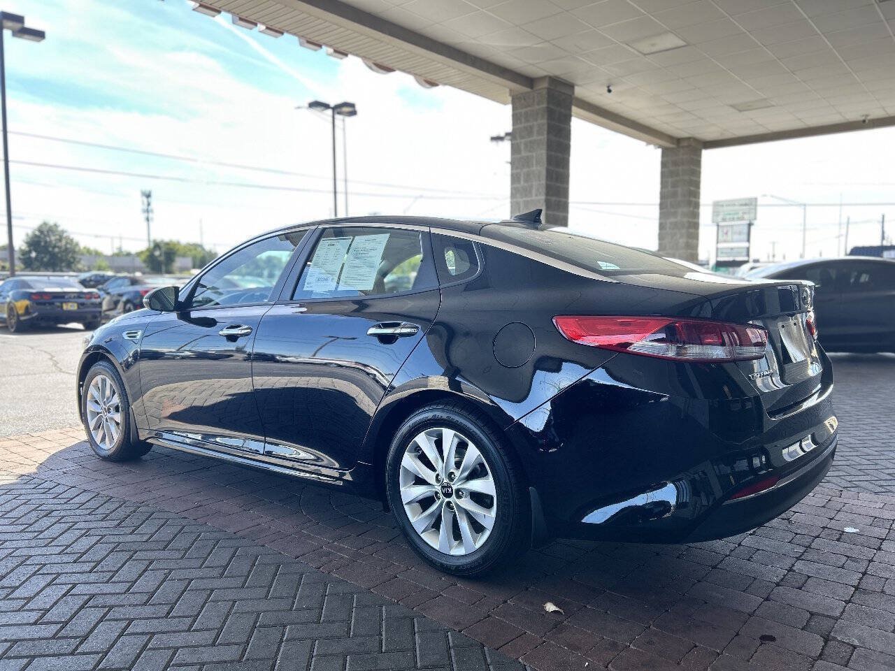 Used 2018 Kia Optima LX w/ Convenience Package FWD image 8