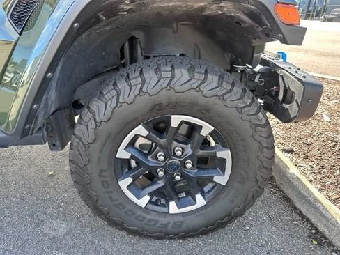 Used 2024 Jeep Wrangler Unlimited Rubicon 4xe AWD/4WD image 15