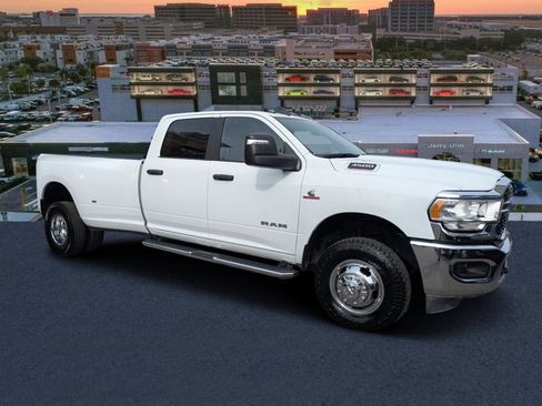 Used 2024 RAM 3500 Big Horn image 1