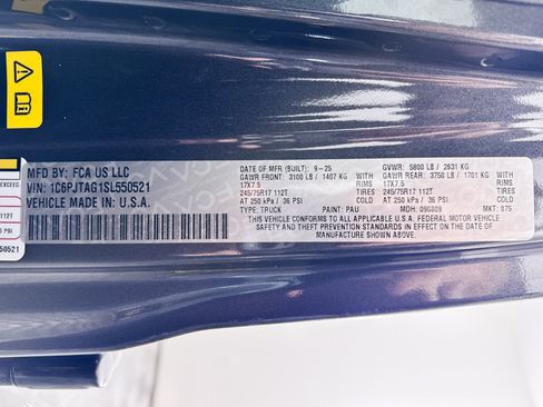 New 2025 Jeep Gladiator Sport image 26