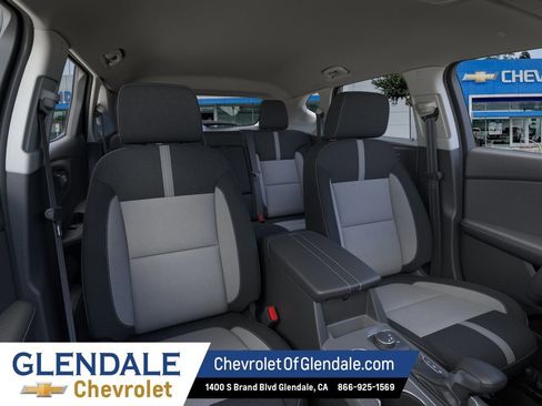 New 2026 Chevrolet Blazer LT w/ LPO, Floor Liner Package FWD image 16