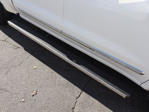 Certified 2025 Chevrolet Silverado 1500 High Country w/ Technology Package image 12