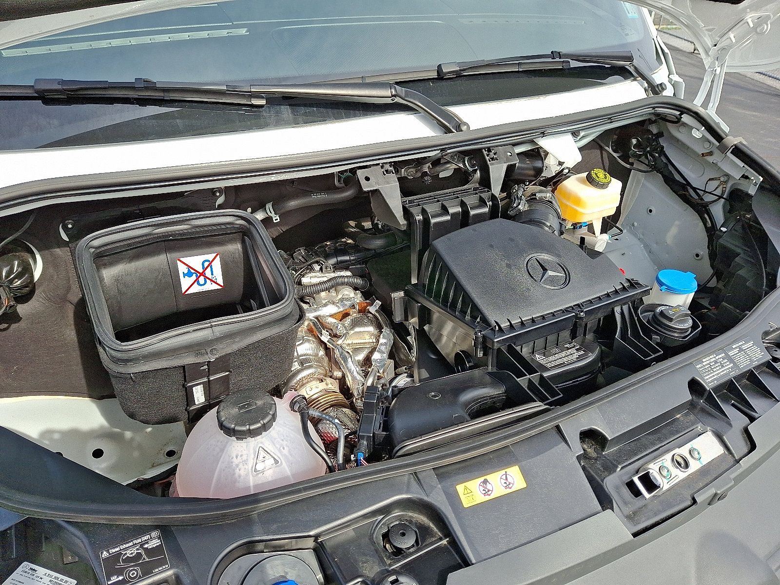 Used 2024 Mercedes-Benz Sprinter 2500 image 28