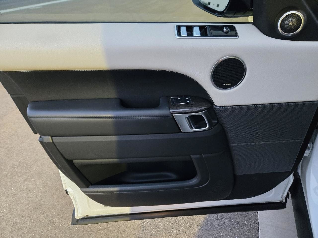 Used 2019 Land Rover Range Rover Sport HSE AWD/4WD image 29