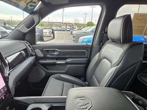 Used 2025 RAM 1500 Laramie w/ Night Edition AWD/4WD image 29