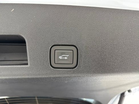 New 2026 Chevrolet Traverse Z71 image 14