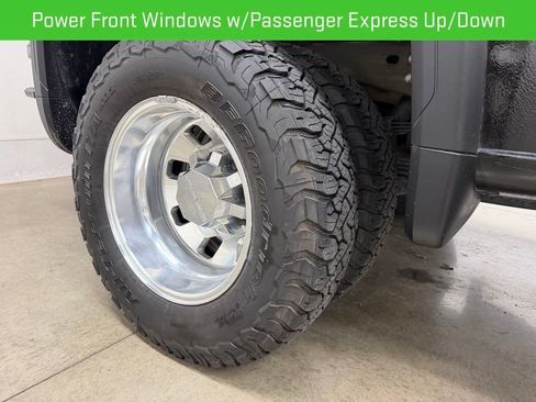 Used 2024 GMC Sierra 3500 Denali Ultimate AWD/4WD image 12