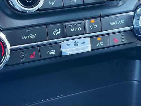 Used 2025 Ford F150 XLT w/ Equipment Group 302A MID AWD/4WD image 21