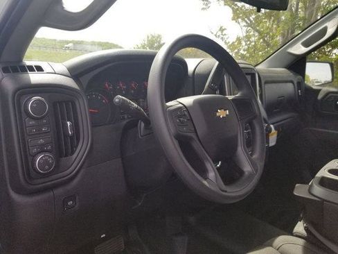 New 2026 Chevrolet Silverado 1500 W/T w/ WT Value Package AWD/4WD image 9