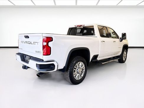 Used 2022 Chevrolet Silverado 3500 High Country image 3