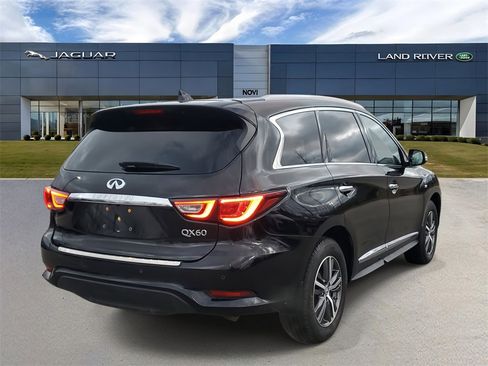 Used 2018 INFINITI QX60 AWD w/ Premium Plus Package image 3