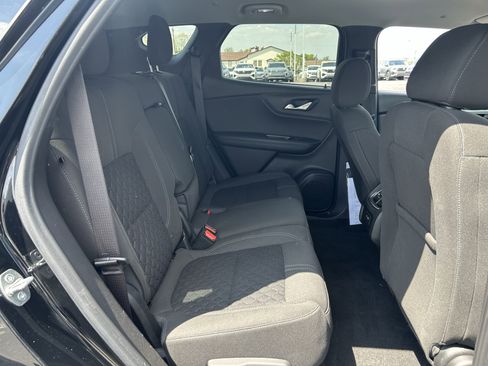 Used 2020 Chevrolet Blazer LT FWD image 24