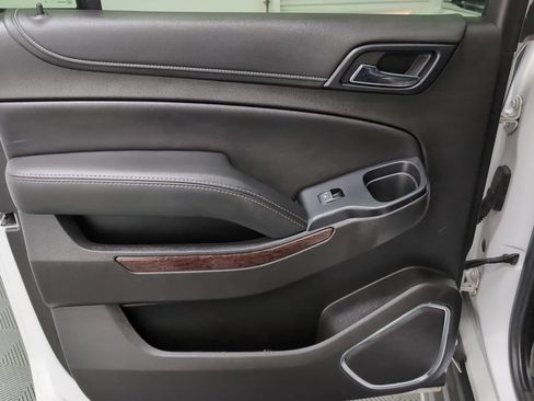 Used 2019 GMC Yukon XL SLT image 27