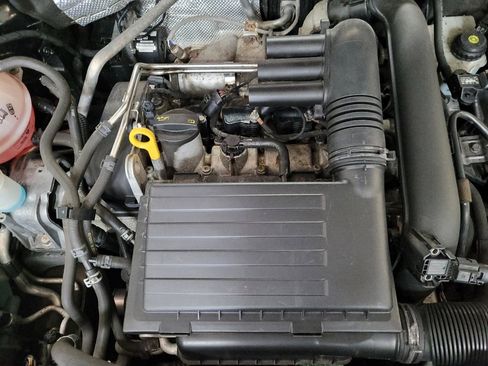 Used 2016 Volkswagen Jetta SE FWD image 30