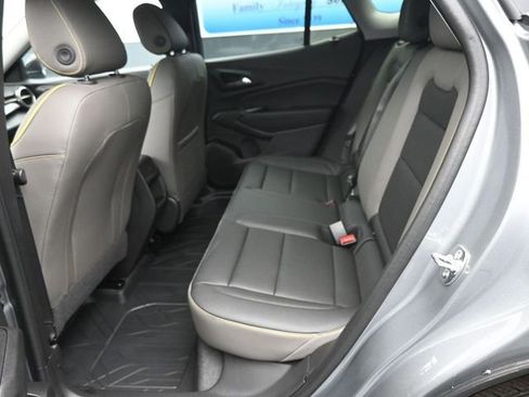 New 2026 Chevrolet Trax ACTIV w/ Driver Confidence Package image 9