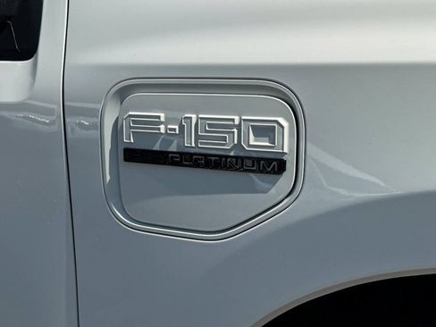 Used 2022 Ford F150 Lightning Platinum AWD/4WD image 11