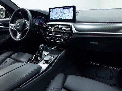 Certified 2023 BMW 530i xDrive w/ M Sport Package AWD/4WD image 27