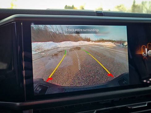 New 2026 Jeep Gladiator Sport image 21