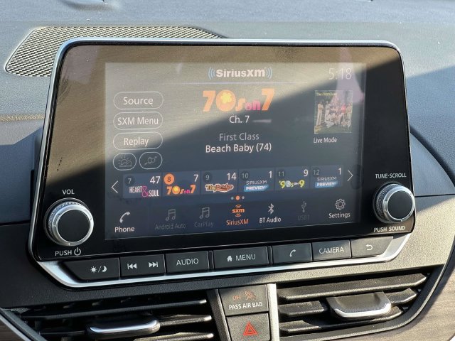 Used 2025 Nissan Altima 2.5 SV FWD image 18