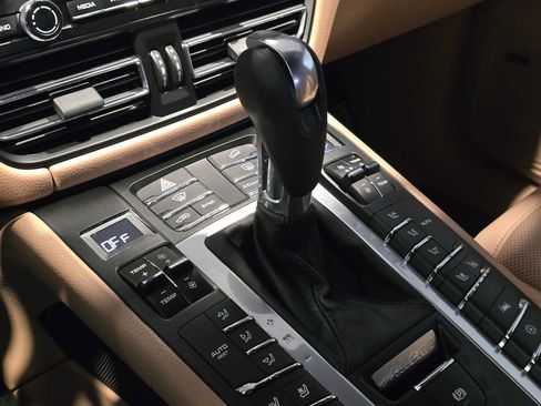 Used 2021 Porsche Macan S AWD/4WD image 29