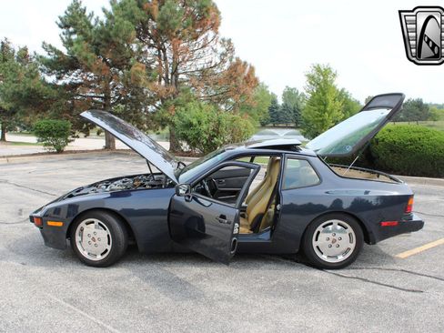 Used 1987 Porsche 944 S image 15
